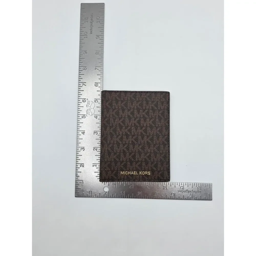 Michael Kors Jet Set Travel Passport Holder Wallet Brown Signature Logo NWOT